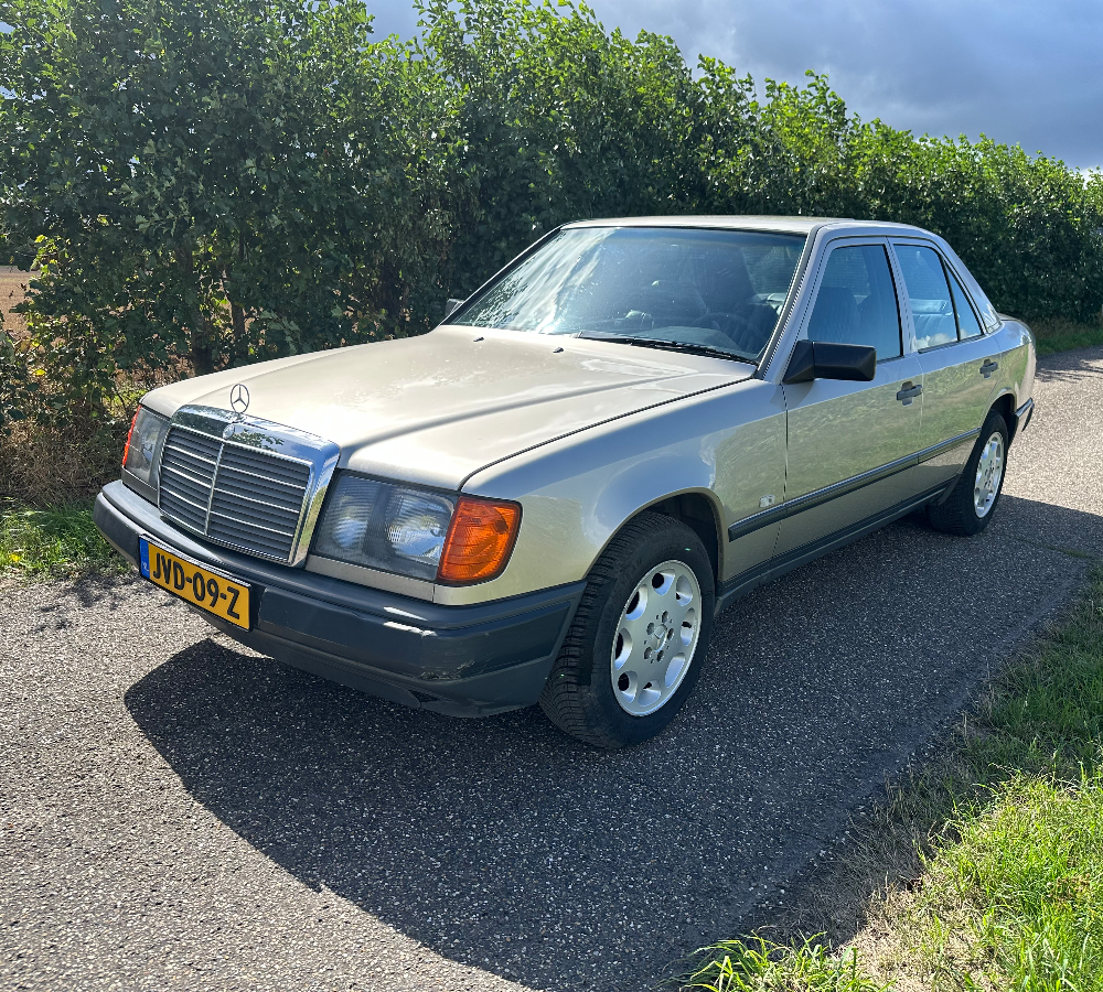 Mercedes W124 300D